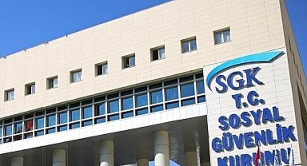 EYT'lilerin İlk maaş ve ikramiyeleri yarın hesaplara yatırılıyor