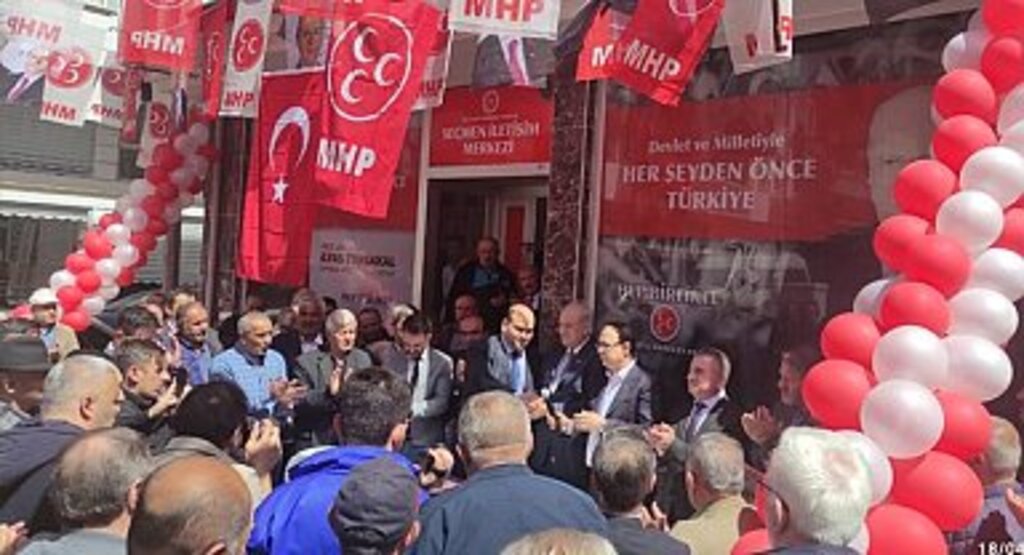 MHP: KAVAK, HAVZA VE VEZİRKÖPRÜ İLETİŞİM MERKEZLERİNİ AÇTI