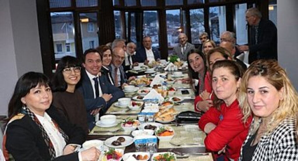 Millet İttifakı adayları iftarda buluştu