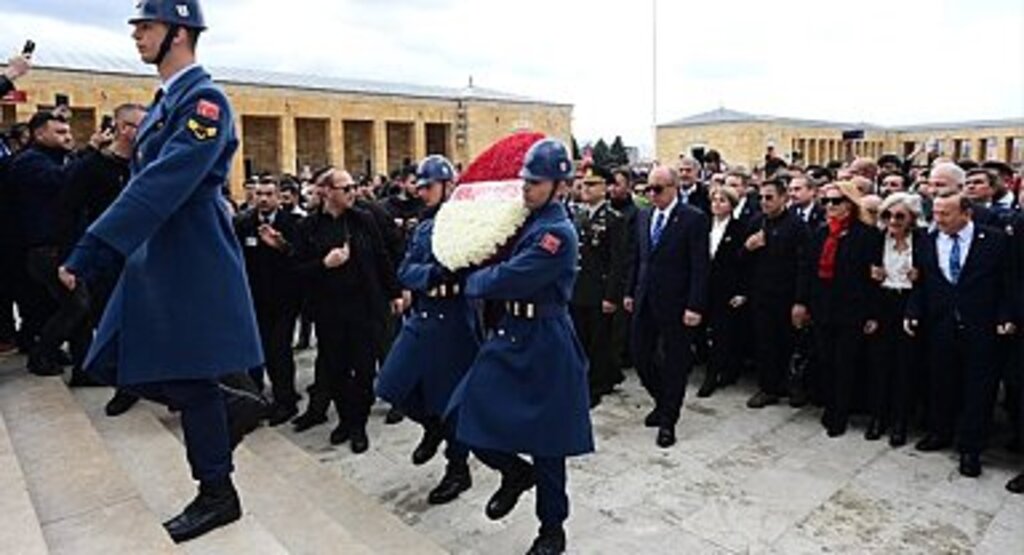 Muharrem İnce'den Anıtkabir'de Gövde Gösterisi