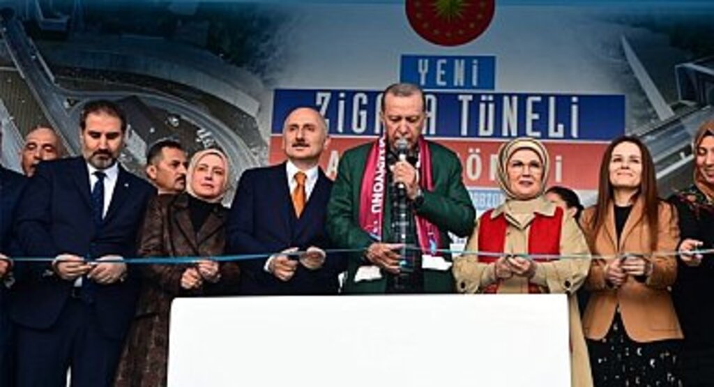 Avrupa'nın En Uzun Kara Tüneli Zigana Açıldı 