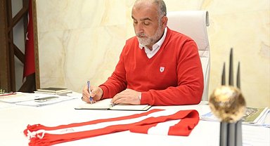 Canik Belediyesi Samsunspor Forması Hediye Ediyor