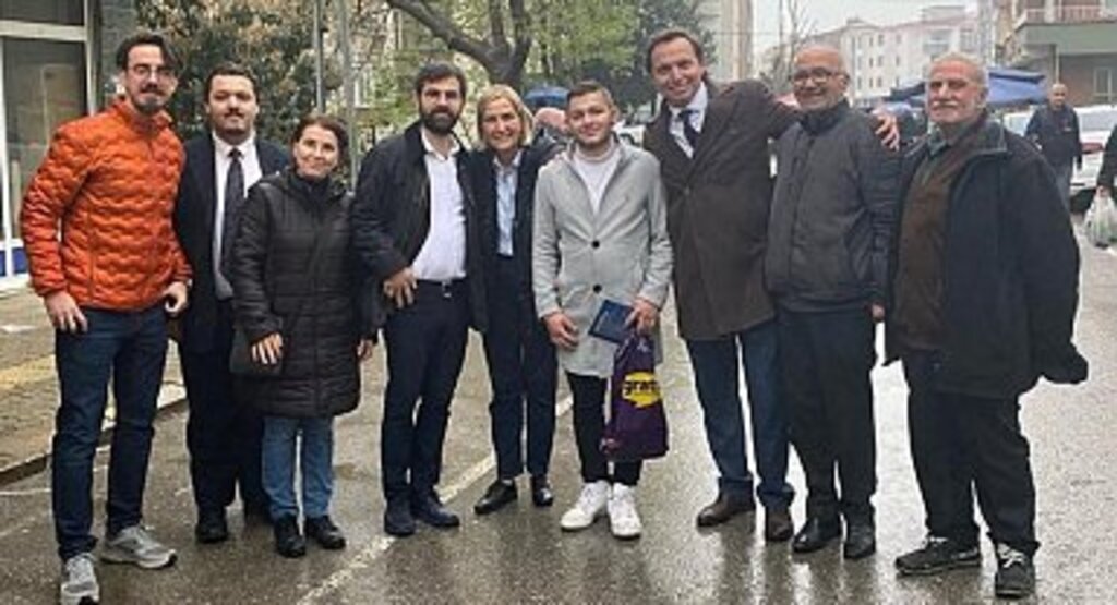 CHP Adayı Özler Yılmaz, 14 Mayıs’ta gençlerin düzeni değiştireceğini söyledi