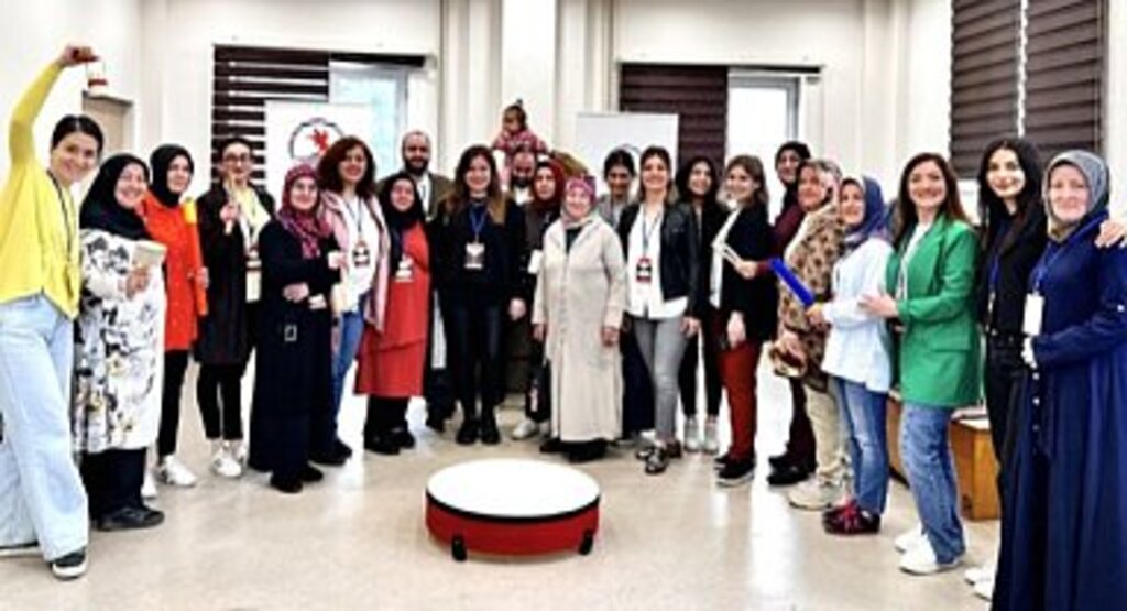 Orff-Schulwerk Elementer Müzik Uygulamaları ile Anneler Unutulmaz Bir Deneyim Yaşadı