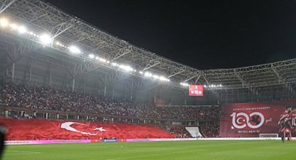 Milli Takım Samsun'a Selam Yola Devam Dedi