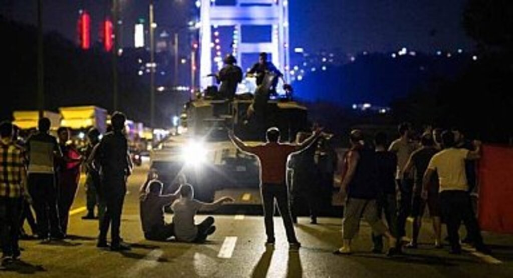 15 Temmuz Hain Darbe Girişiminde Dakika Dakika Neler Oldu