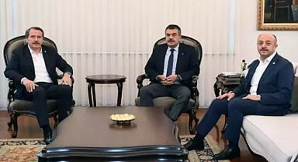 Eğitim-Bir-Sen eğitim çalışanlarının sorunlarını Bakan Tekin'le görüştü