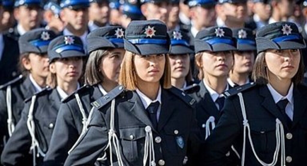 Polis Meslek Yüksekokulları'na 2 bin erkek 500 kadın öğrenci alınacak