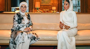 Emine Erdoğan, Katar Emiri Şeyh Al Sani’nin annesi Şeyha Moza’yla görüştü