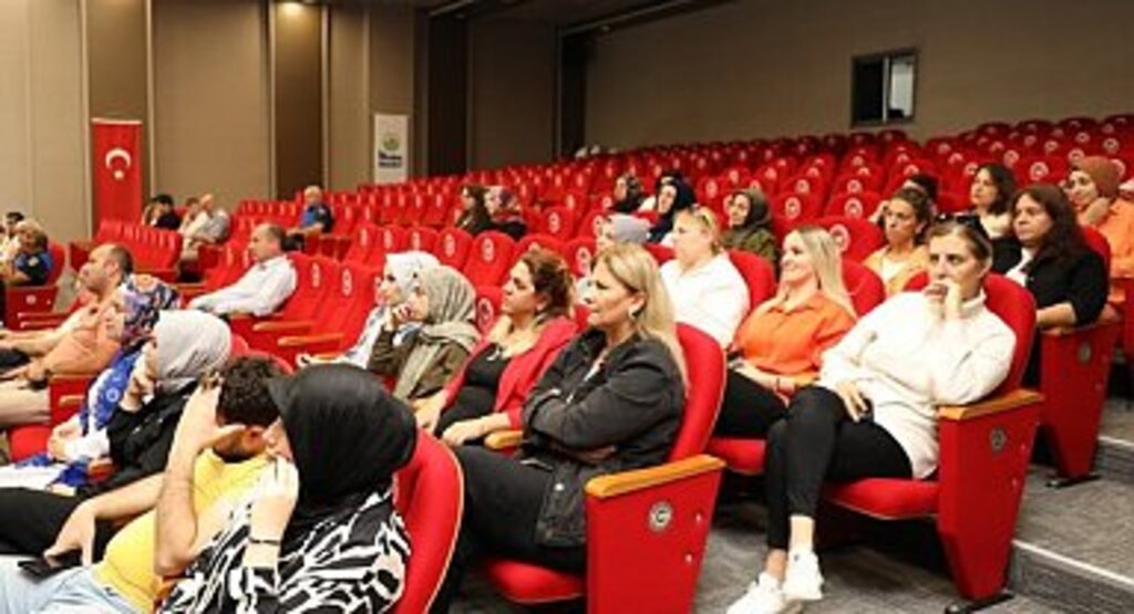İLKADIMDA KADINA YÖNELİK ŞİDDETE MÜCADELE SEMİNERİ DÜZENLENDİ