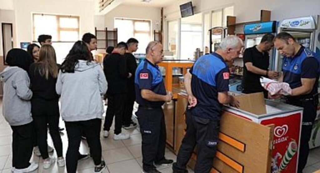 İLKADIMDA OKUL KANTİNLERİNE DENETİM