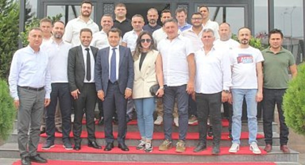 Özgür Uyanık MOBİD'in yeni başkanı oldu