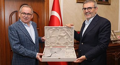 AK Parti MKYK üyesi Mahir Ünal’dan Büyükşehire ziyaret