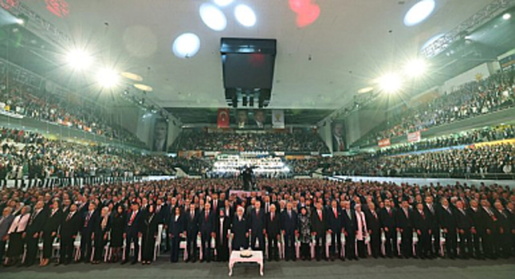 Erdoğan, yeni bir döneme yeni kadrolarla gireceğiz