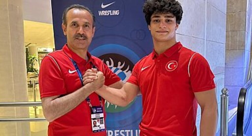 Milli güreşçi Alperen Berber, Dünya Şampiyonası’nda 2’inci oldu