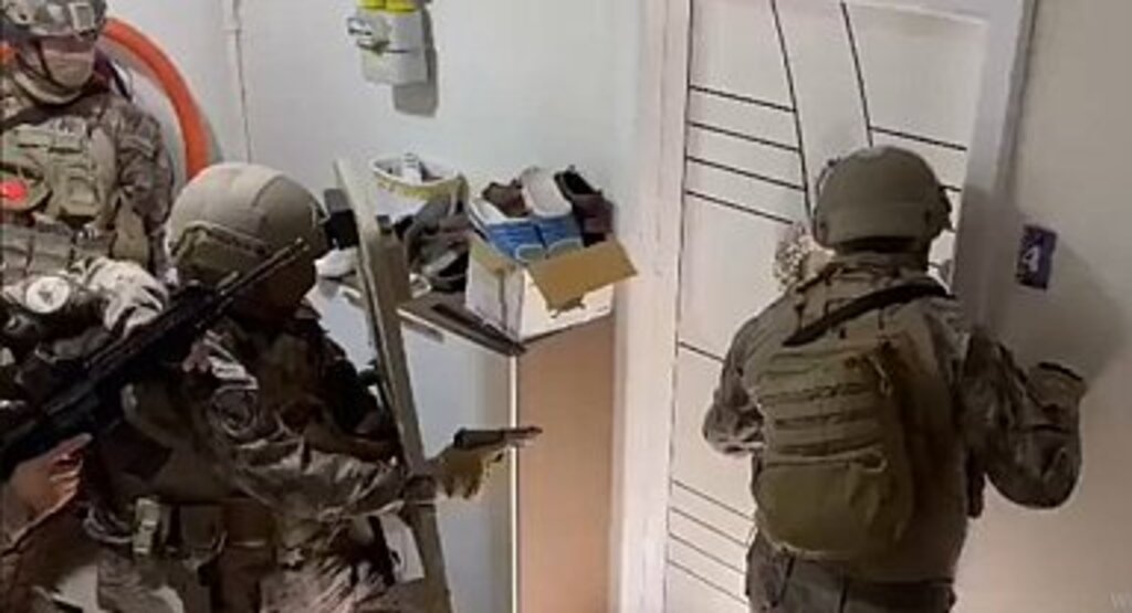 Samsun'unda aralarında olduğu 8 ildeki eş zamanlı operasyonda 'Bulutlar Çetesi' çökertildi