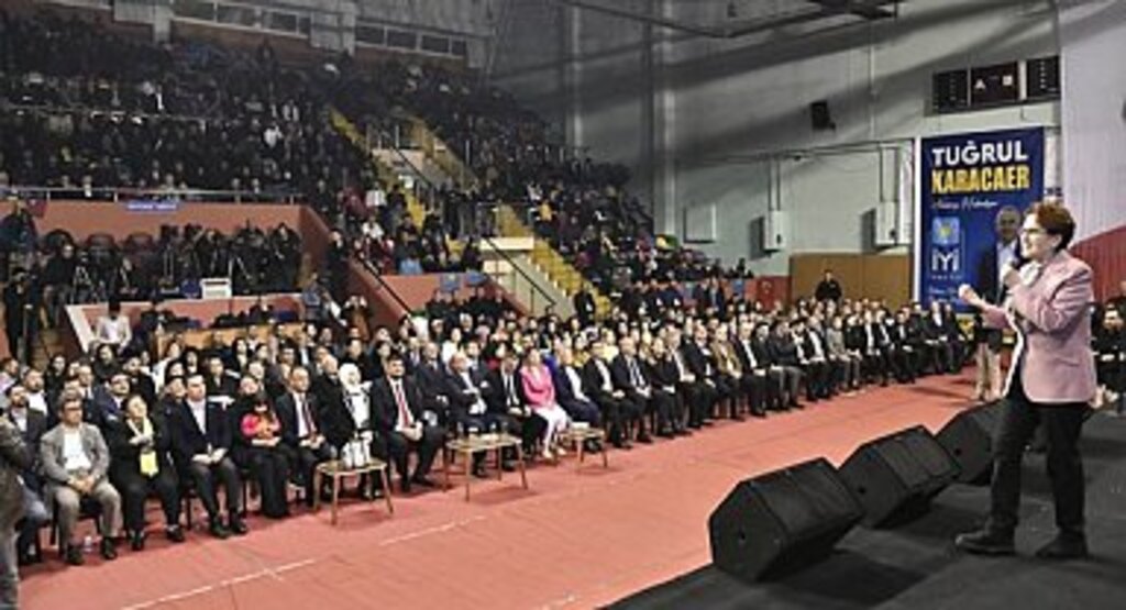 AKŞENER: İYİ PARTİ'YE UZANAN ELLERİ PARÇA PARÇA EDECEĞİM