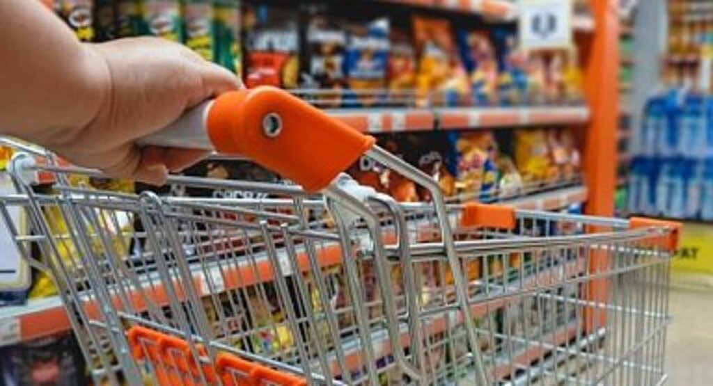 Asgari Ücrete Beklenen Zam Çalışanlardan Önce Zincir Marketlere Geldi