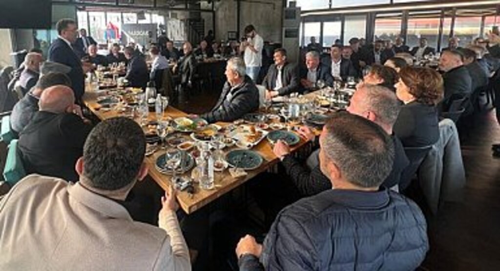 İshak Taşçı Atakum Muhtarlarıyla bir araya geldi