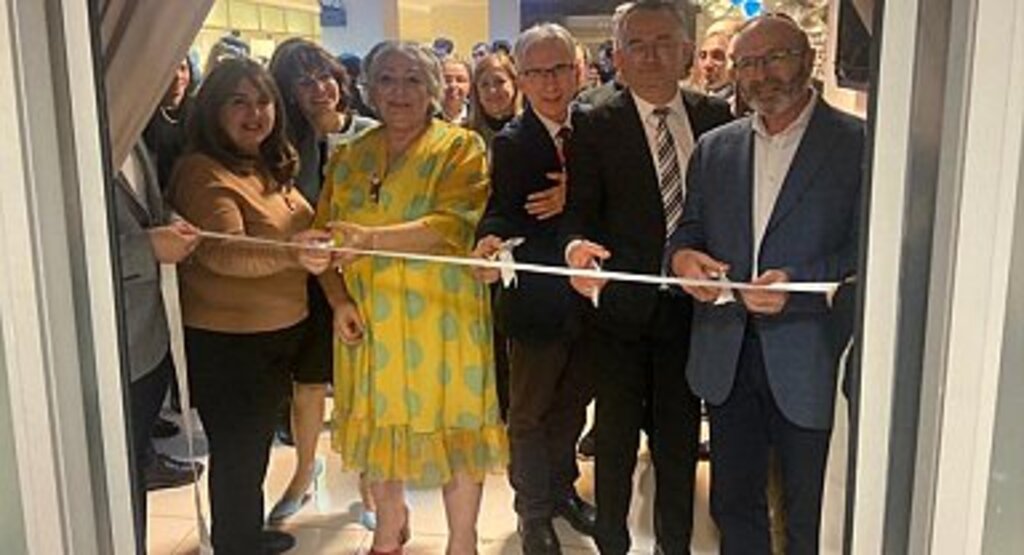 OMÜ’DE YENİ NESİL KANSER TEDAVİ CİHAZI 