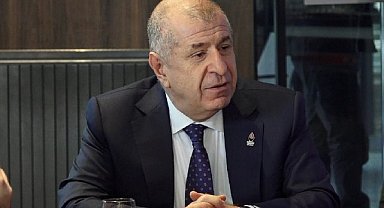Ümit Özdağ Samsun'da Cumhurbaşkanı Erdoğan'a Yüklendi