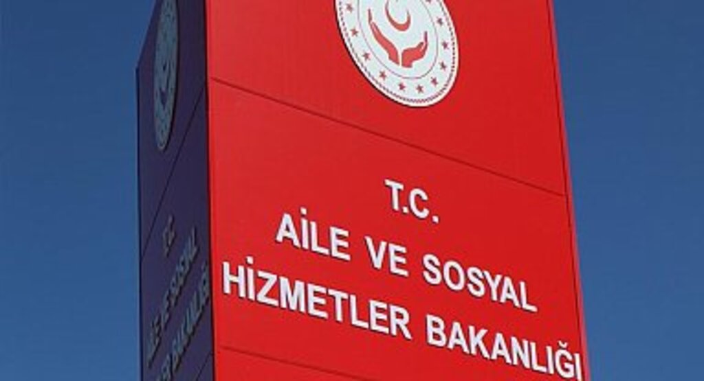 Aile ve Sosyal Hizmetler Bakanlığı Sınavsız 8 Bin Personel Alıyor
