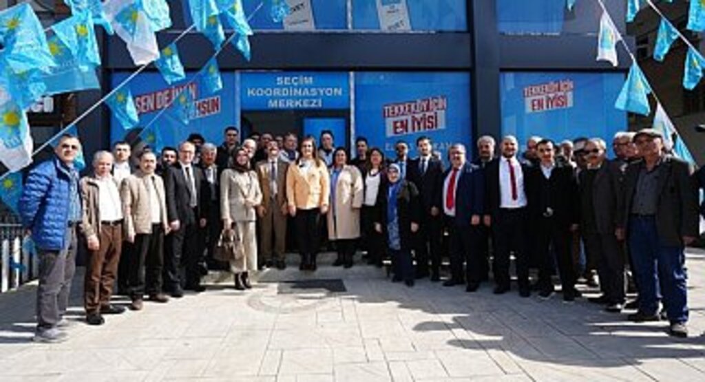 İyi Parti Tekkeköy SKM’de Coşkulu Açılış