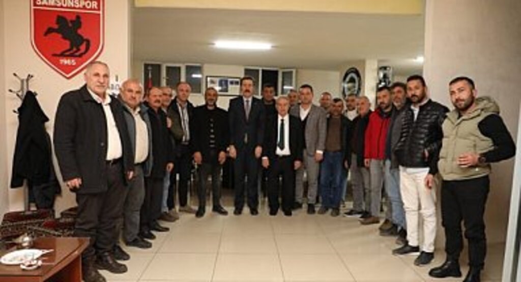 Necattin Başkana Sürpriz Doğum Günü