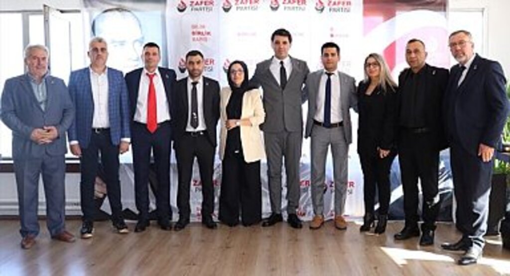 Zafer Partisi Samsun'da Büyükşehir ve 9 İlçe Başkan Adayını Tanıttı