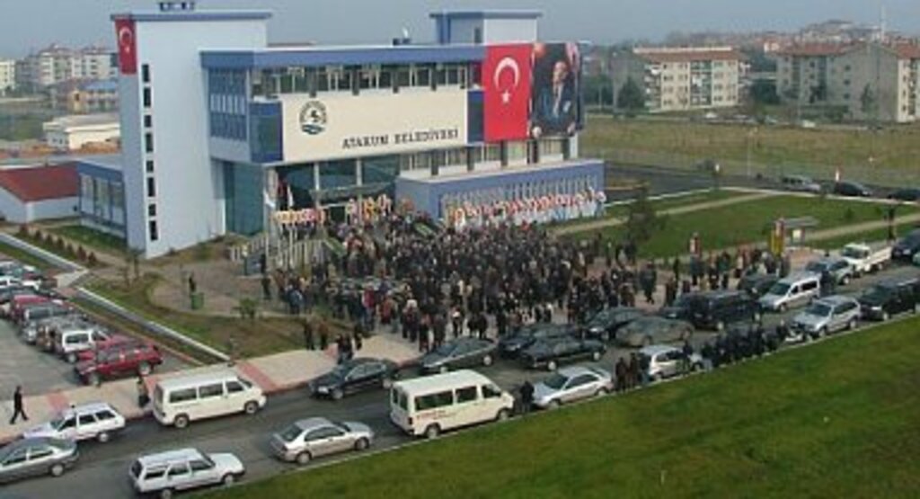 ADEM BEKTAŞ: BİZİM BELDE İKEN YAPTIKLARIMIZ BELEDİYE İKEN YAPILAMADI