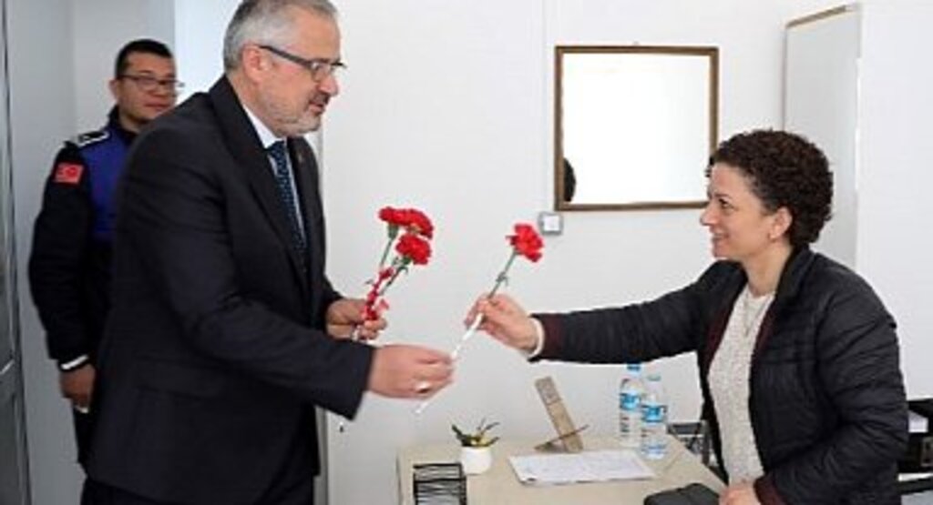 BAŞKAN KILIÇ 8 MART DÜNYA KADINLAR GÜNÜNÜ KUTLADI