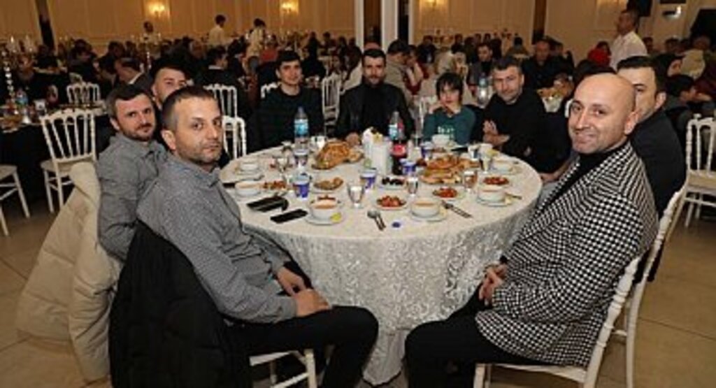 BAŞKAN KILIÇ, PERSONELLERİ İLE İFTARDA BULUŞTU