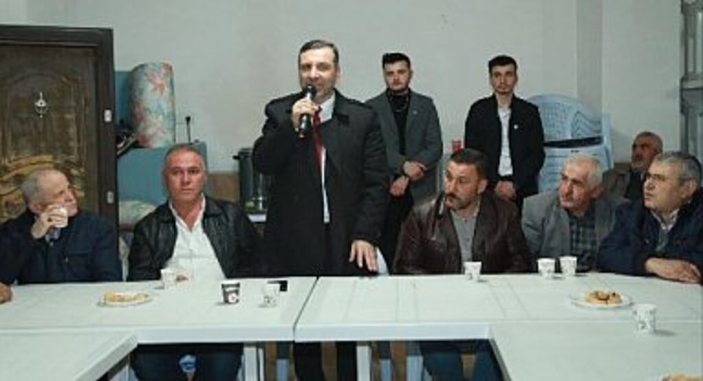 NE YAPTINIZ DİYENLER, İLÇEYİ GEZSİN