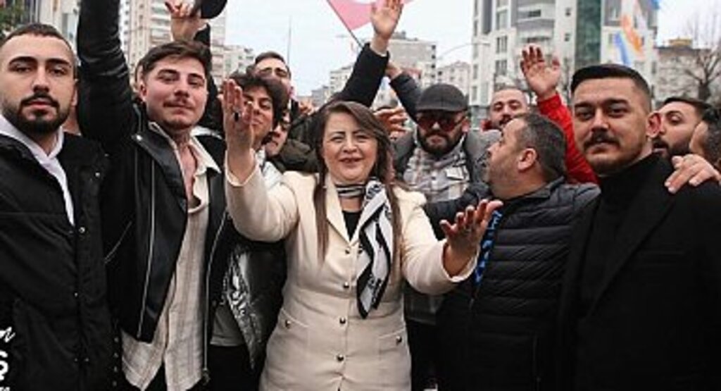 ÖZLEM MARAŞ: ATAKUM’U BİRLİKTELİK TECRÜBESİYLE YÖNETEBİLMELİYİZ