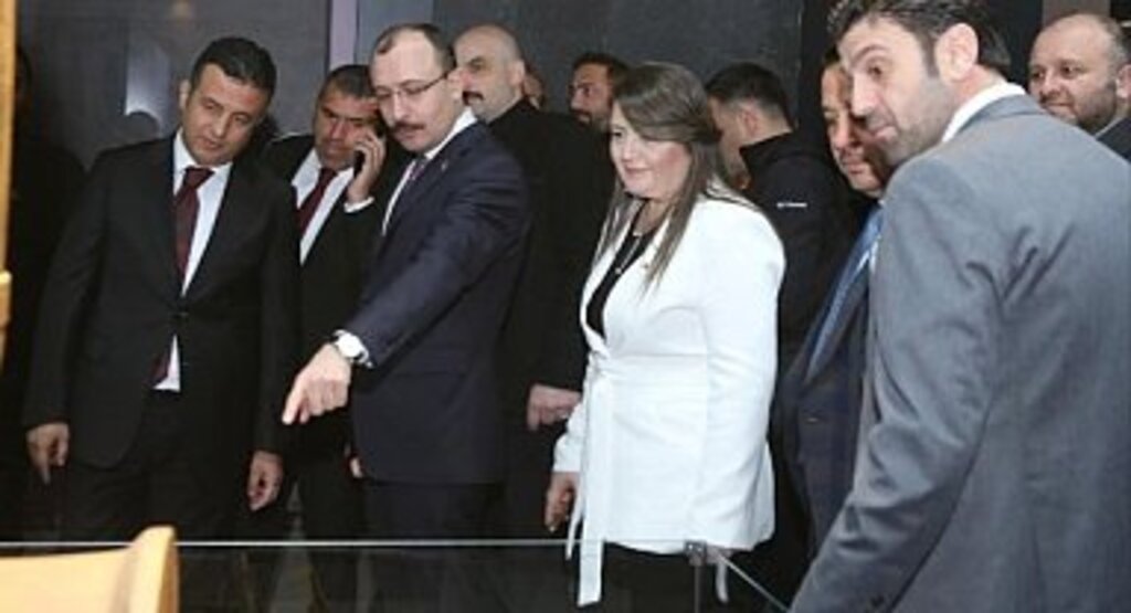 ÖZLEM MARAŞ: BÜTÜN İŞ, HİZMET VE İŞLEMLERDE KAMU YARARINI ESAS ALACAĞIZ