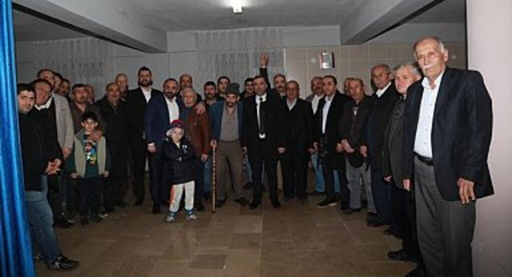 SARICAOĞLU, GÜMBÜR GÜMBÜR GELİYORUZ