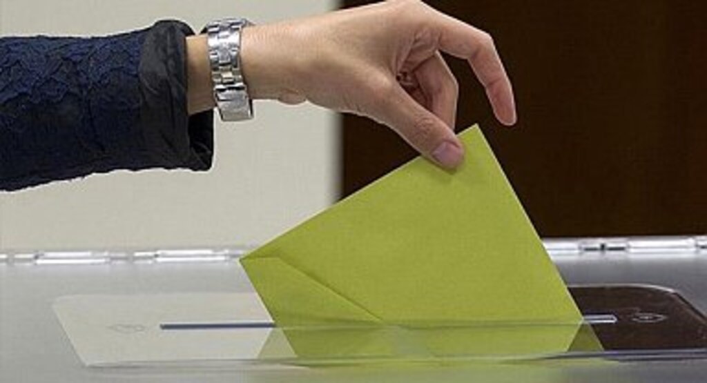 Seçim ve yayın yasakları başladı