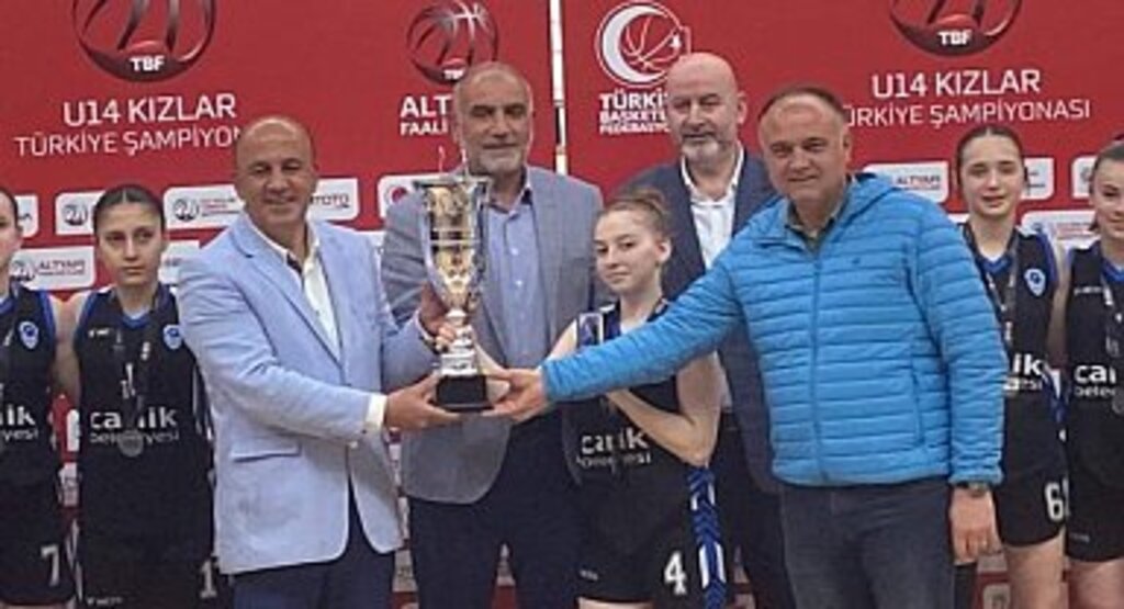 Canik Belediyespor Kulübü U14 Kız Basketbol Takımı Türkiye ikincisi oldu