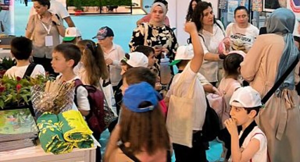 ÇEVREFEST’TE BÜYÜKŞEHİR STANDINA YOĞUN İLGİ