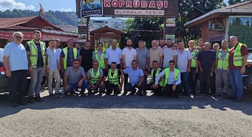 Başkan Karaca'dan selde canla başla çalışan personele teşekkür