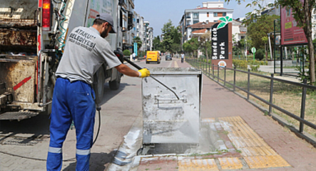 Atakum’da temizlik seferberliği günde 20 sokak temizleniyor