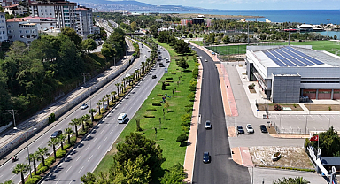 Atakum Trafiğini Rahatlatacak Uygulama Atatürk Bulvarı Yan Yolu Çift Yönlü Hale Getirildi