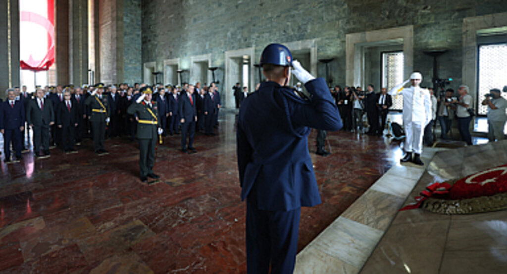 Büyük Zaferin 102. Yıldönümü Tüm Yurtta Kutlanıyor