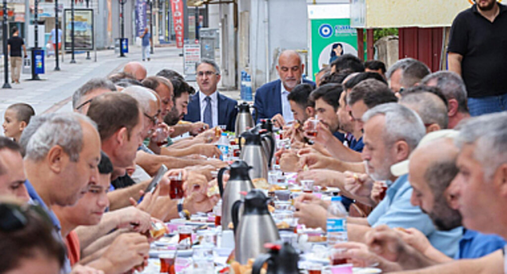 Canik Esnafı Sıkıntılarını Başkan Sandıkçı'ya Anlattı