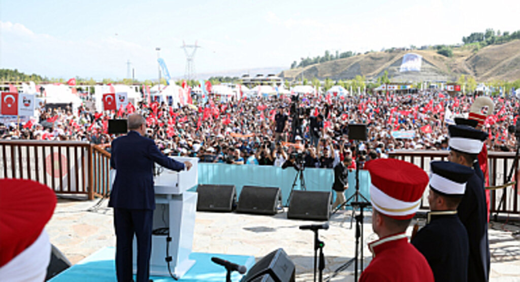 Cumhurbaşkanı Erdoğan: Vatanımıza yönelik senaryoları yırtıp atarak yolumuza devam ediyoruz