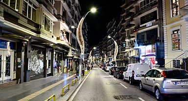 SAMSUN ÇİFTLİK CADDESİ’NİN AYDINLATMASI TAMAMLANDI