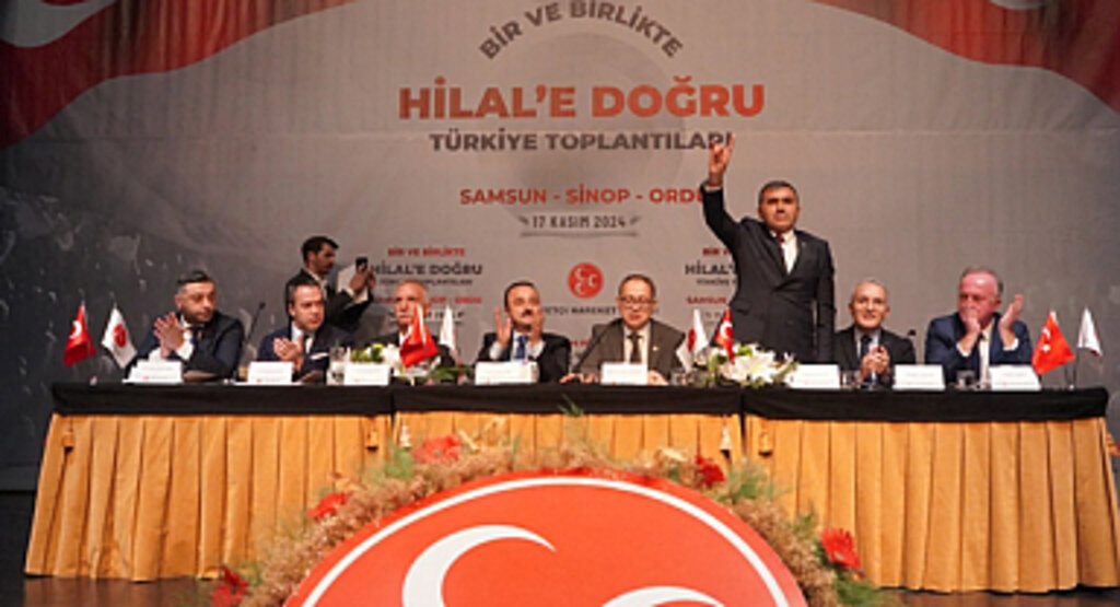 Başkan Mucur: MHP Türkiye'nin Geleceği İçin Öncü Rol Oynuyor