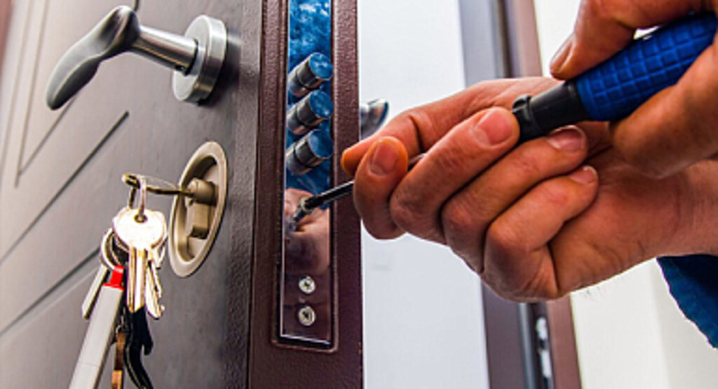 Söğütlüçeşme Bölgesinde 24 Saat Kilit Desteği