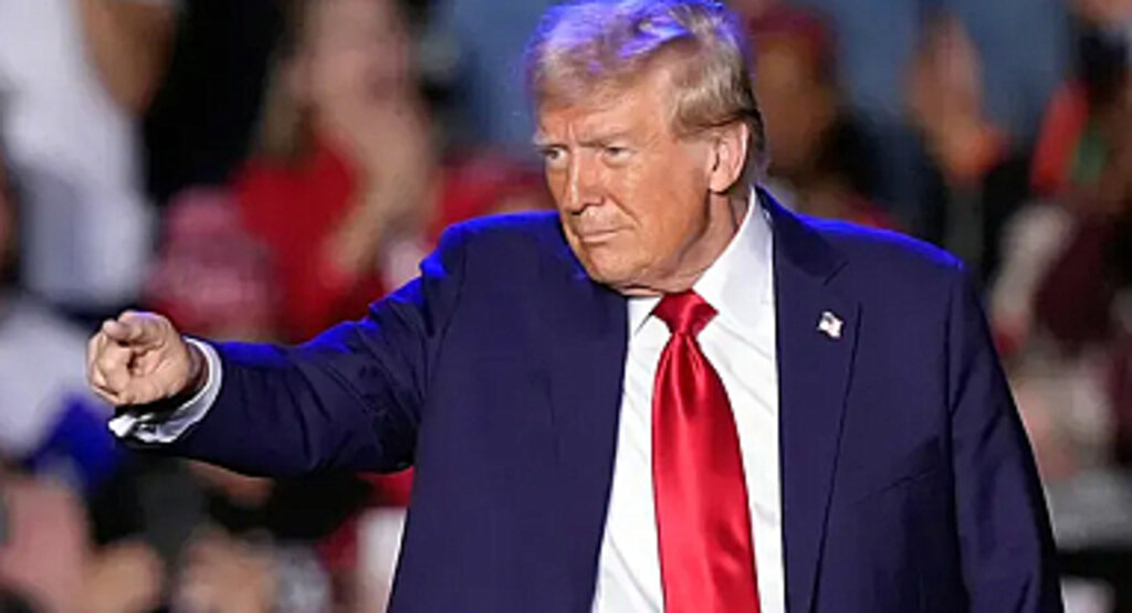 Donald Trump: Görevimin ilk gününde LGBT sapkınlığına son vereceğim
