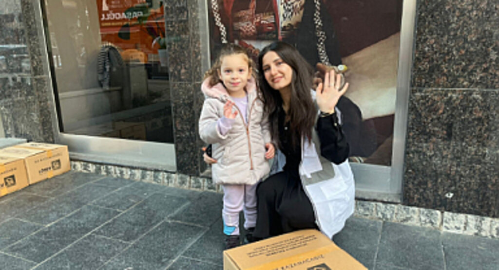 LÖSEV MUTLU ET PAKETLERİ İLE MUTLULUK PAYLAŞTIKÇA ÇOĞALIYOR